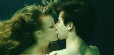 男男kiss视频在线观看,揭秘男男Kiss视频的火热魅力